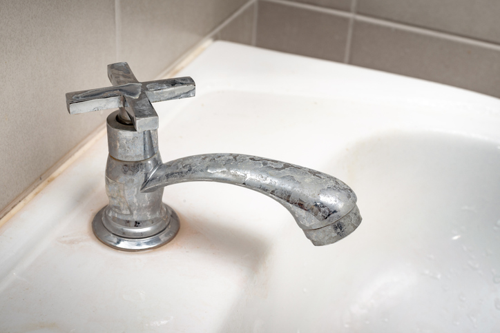 How to Remove Hard Water Stains From Every Surface